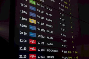 Bảng thông tin chuyến bay / Flight Board