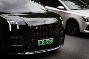 Cool new electric Zeekr 009 MPV