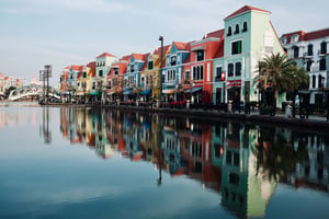 Venice Style Houses by the Central Lake