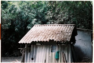 Căn chòi cũ