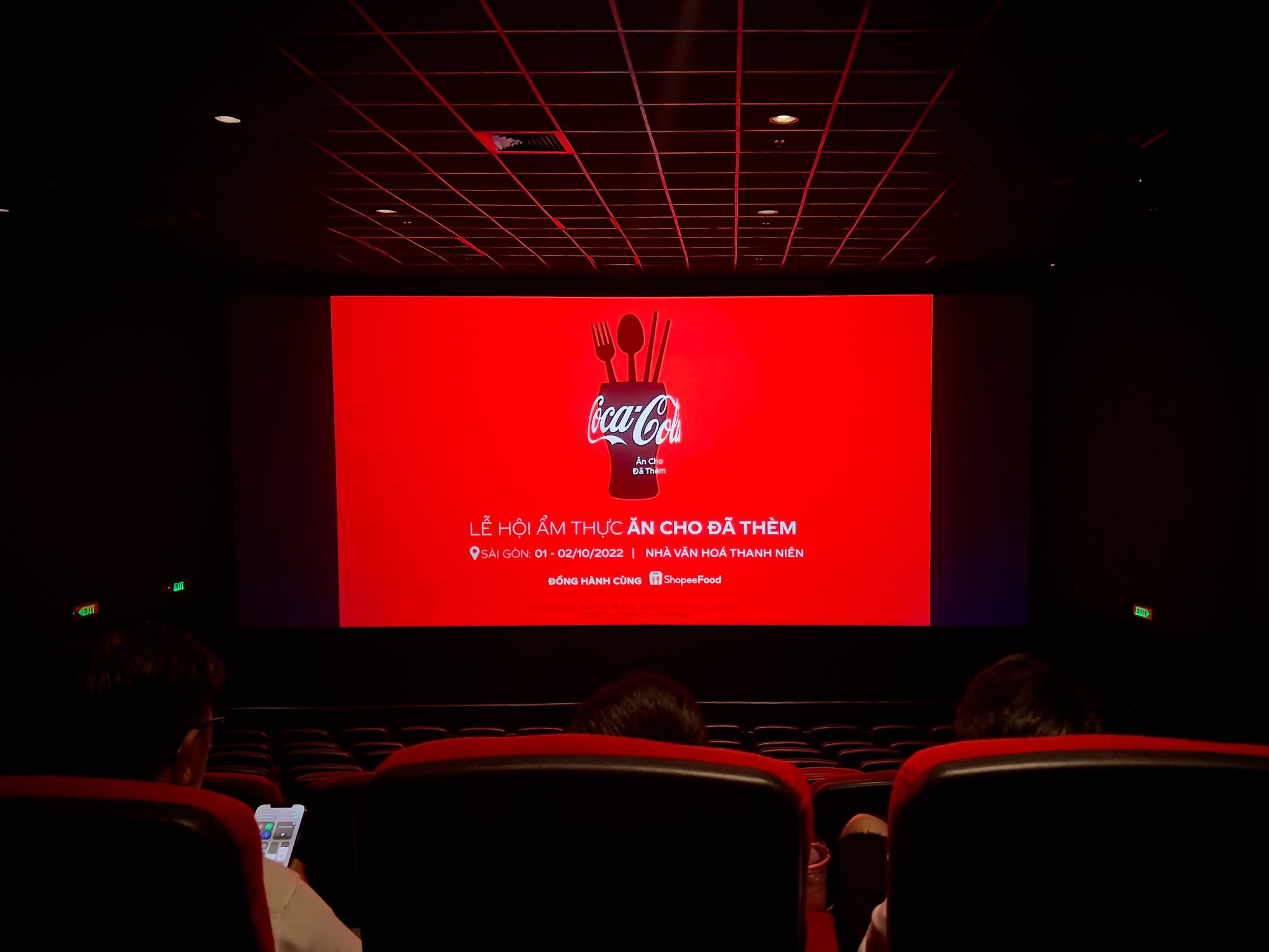 Quảng cáo Coca-Cola trong rạp chiếu phim