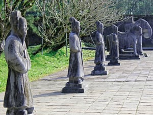 Tượng quan tại lăng Minh Mạng