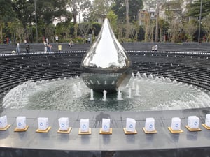Tượng đài Giọt nước