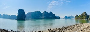 Bãi tắm Hòn Gai