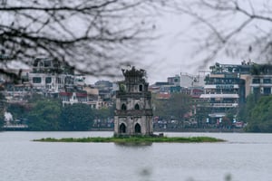 Đền Ngọc Sơn, Hồ Gươm