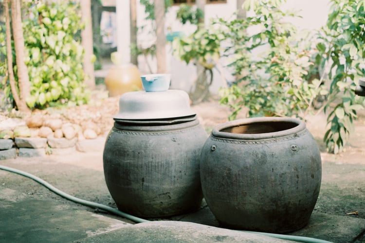 Lu gốm trữ nước mưa
