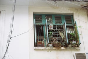 Cửa sổ ban công