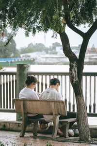 Cuộc sống bên bờ kè công viên Tầm Vu, Thanh Đa