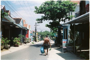 Con đường vắng
