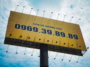 OOH Billboard: Biển bảng cáo tấm lớn ngoài trời