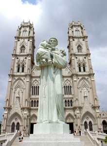 Statue of Saint Anthony of Padua at Song Vinh Church